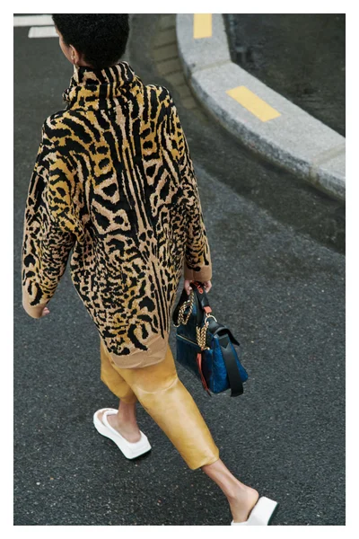 Look 9